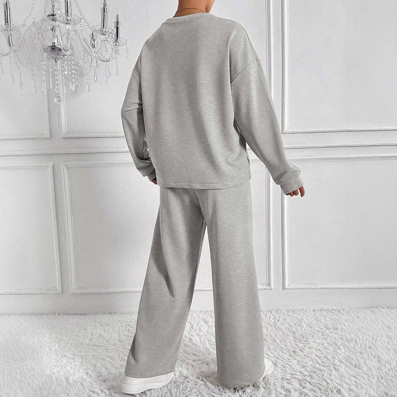 Women’s Two-Piece Lounge Set with Wide-Leg Pants and Relaxed Sweatshirt
