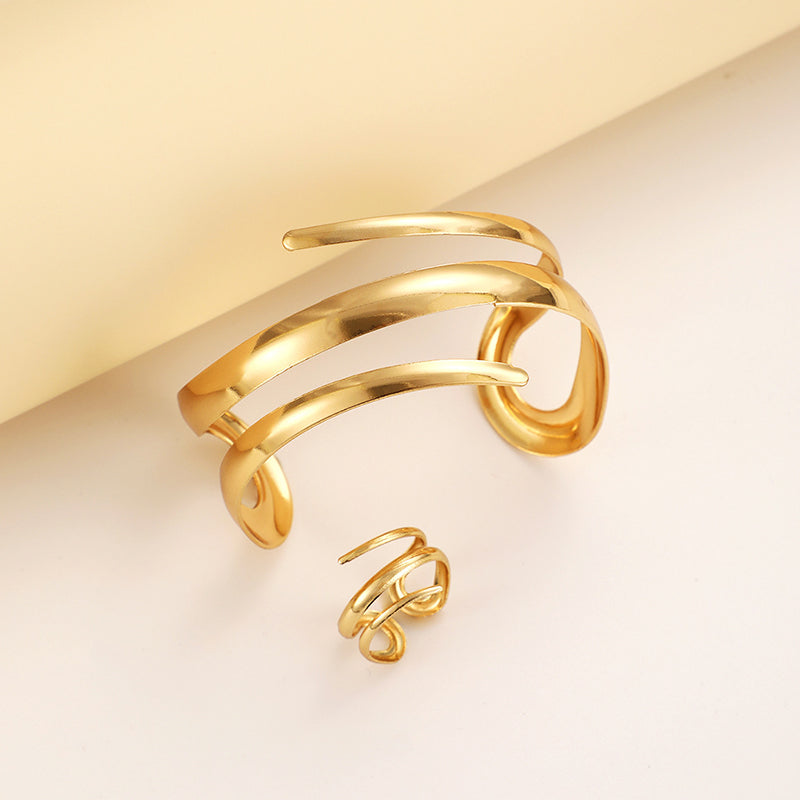 Women’s Open Curve Bracelet and Ring Set