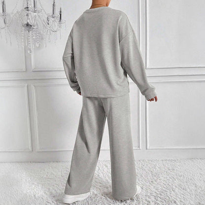 Women’s Two-Piece Lounge Set with Wide-Leg Pants and Relaxed Sweatshirt