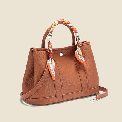 Emie-Daly Chic Leather Handbag